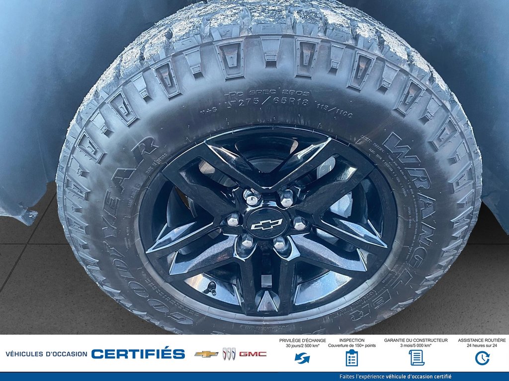 2023 Chevrolet Silverado 1500 4WD Crew Cab Custom Trail Boss in Alma, Quebec - 10 - w1024h768px