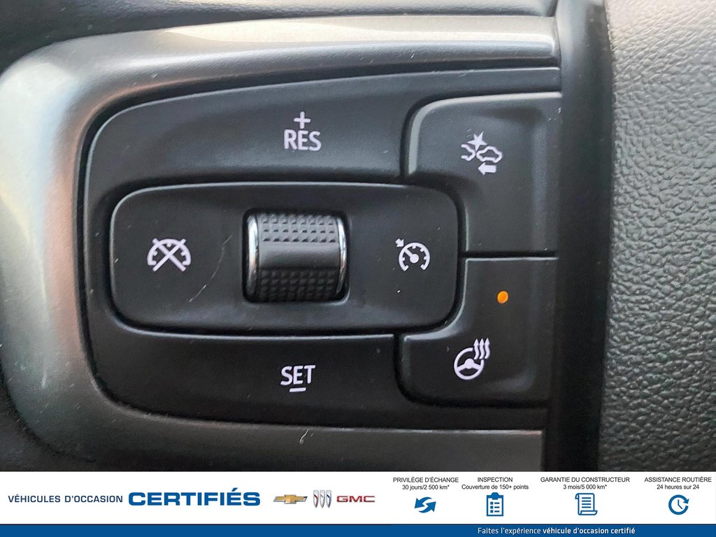 2023 Chevrolet Silverado 1500 4WD Crew Cab RST in Alma, Quebec - 18 - w1024h768px
