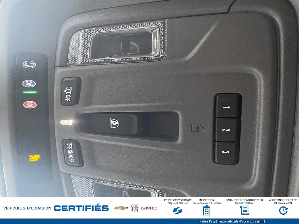 2023 Chevrolet Silverado 1500 4WD Crew Cab RST in Alma, Quebec - 26 - w1024h768px