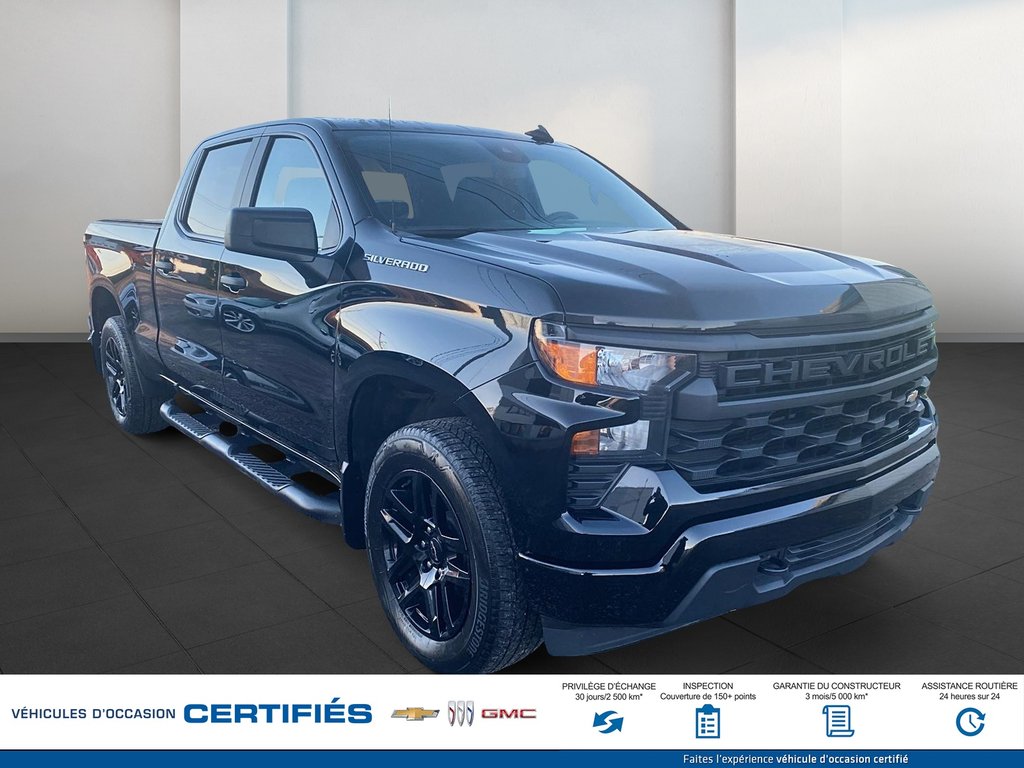2024 Chevrolet Silverado 1500 4WD Crew Cab Custom in Alma, Quebec - 3 - w1024h768px