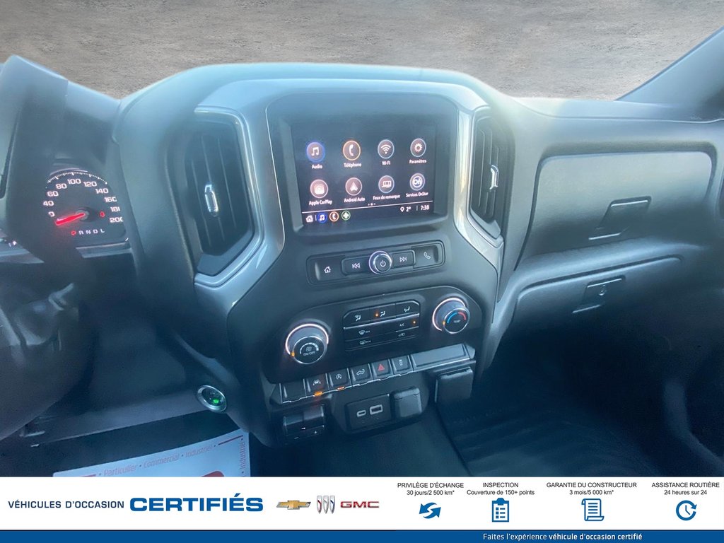 2024 Chevrolet Silverado 1500 4WD Crew Cab Custom in Alma, Quebec - 16 - w1024h768px