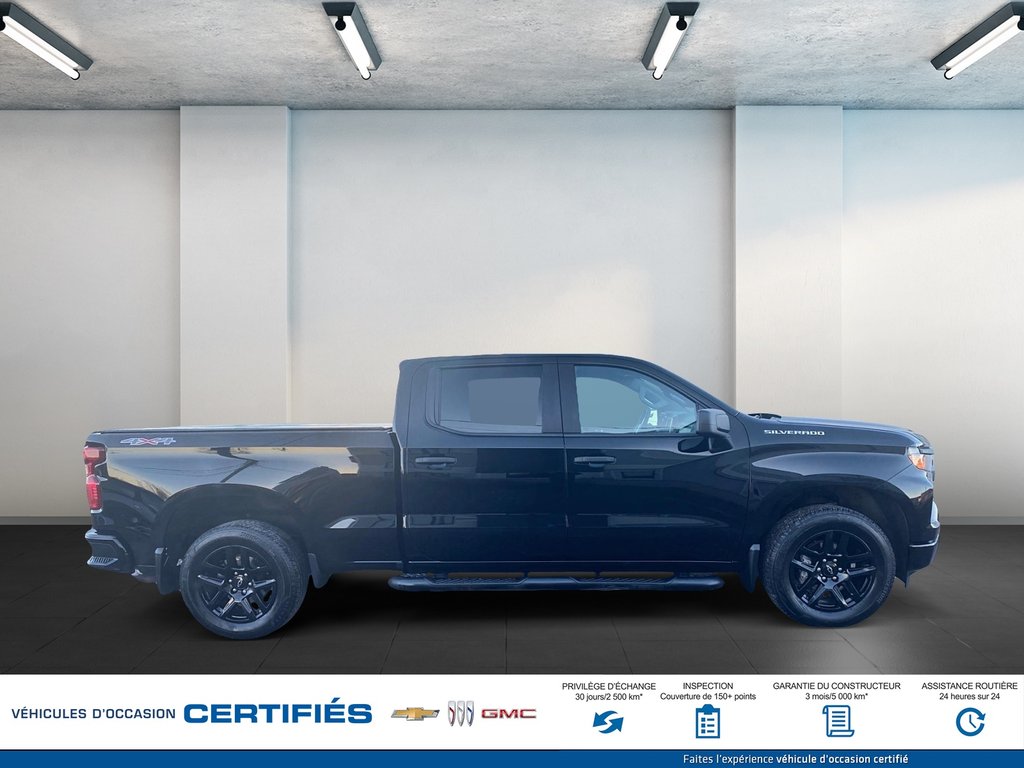 2024 Chevrolet Silverado 1500 4WD Crew Cab Custom in Alma, Quebec - 4 - w1024h768px