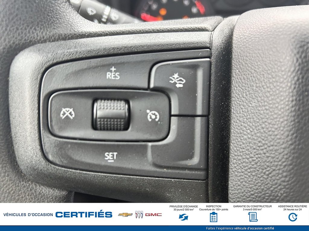 2024 Chevrolet Silverado 1500 4WD Crew Cab Custom Trail Boss in Alma, Quebec - 18 - w1024h768px