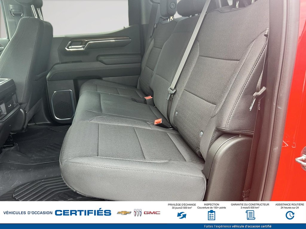 Chevrolet Silverado 1500 4WD Crew Cab LT Trail Boss 2024 à Alma, Québec - 13 - w1024h768px
