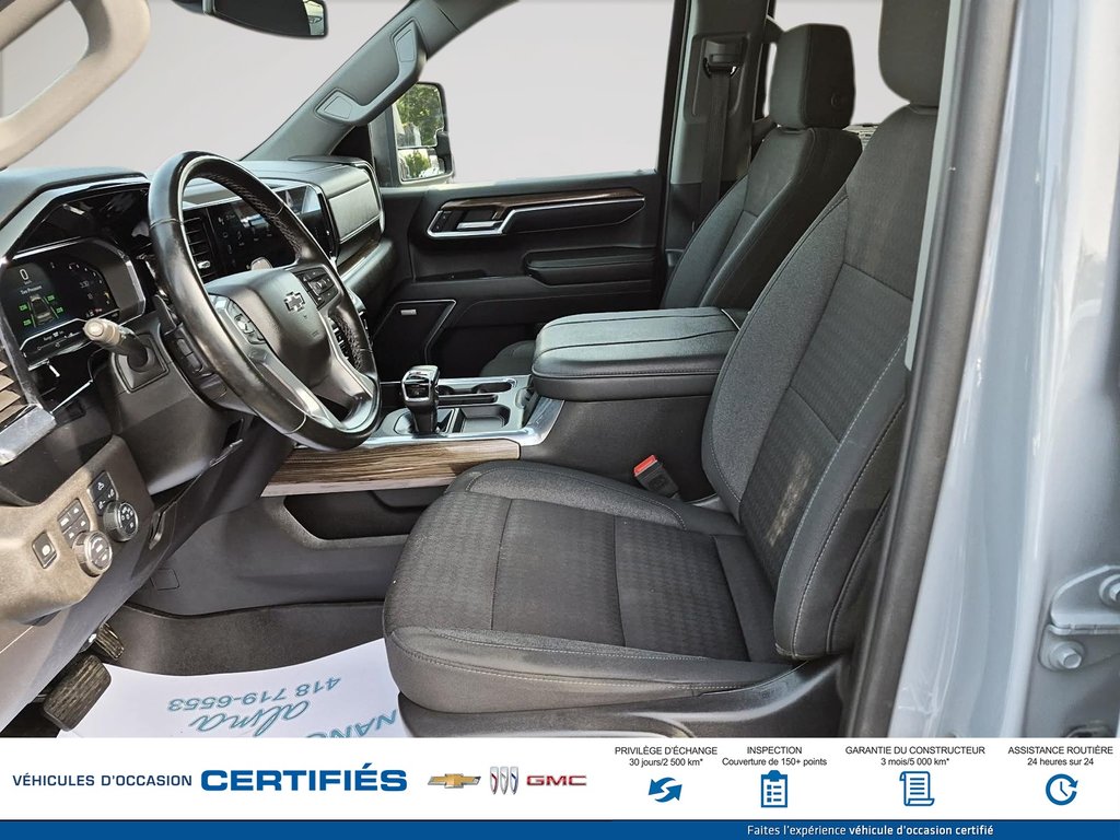 2024 Chevrolet Silverado 1500 4WD Crew Cab RST in Alma, Quebec - 14 - w1024h768px