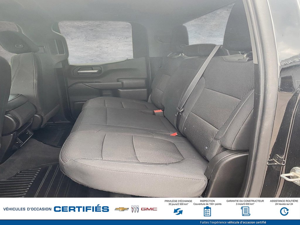 Chevrolet Silverado 1500 4WD Double Cab  2021 à Alma, Québec - 11 - w1024h768px