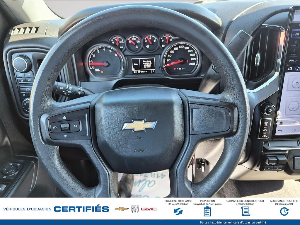 Chevrolet Silverado 1500  2020 à Alma, Québec - 22 - w1024h768px