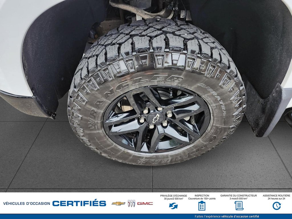 Chevrolet Silverado 1500 4WD crew cab LT Trail Boss 2022 à Alma, Québec - 7 - w1024h768px