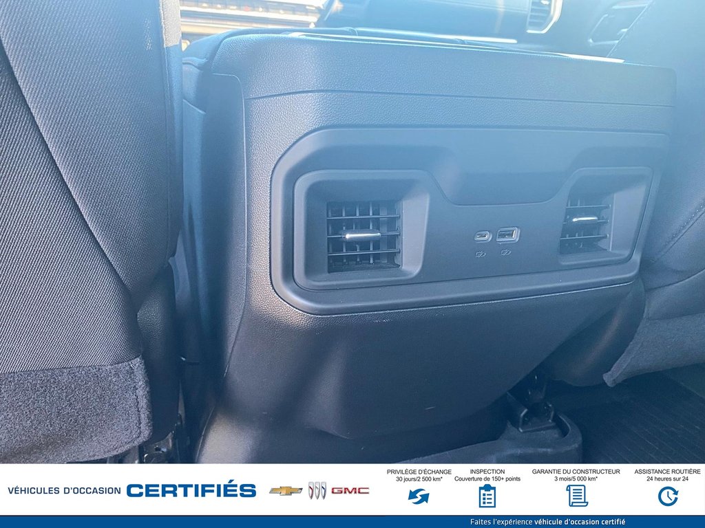 Chevrolet Silverado 1500 4WD crew cab LT Trail Boss 2023 à Alma, Québec - 12 - w1024h768px