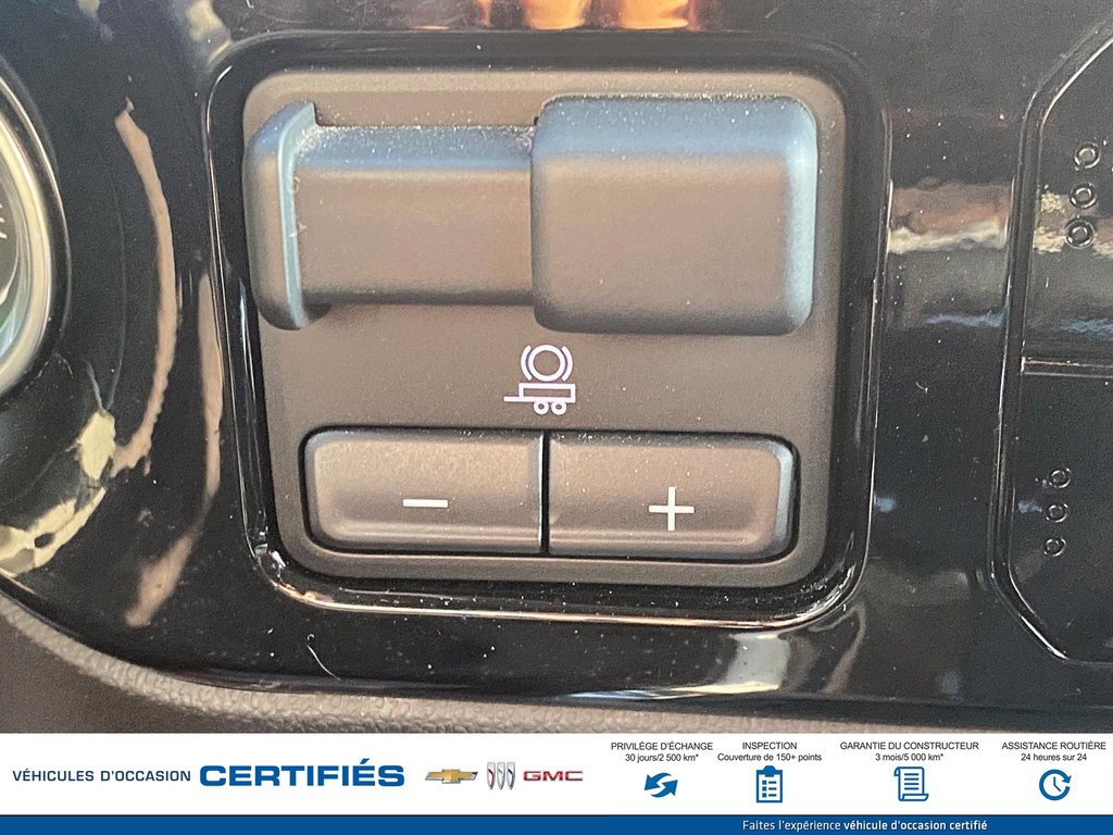 Chevrolet Silverado 1500 4WD crew cab LT Trail Boss 2023 à Alma, Québec - 17 - w1024h768px