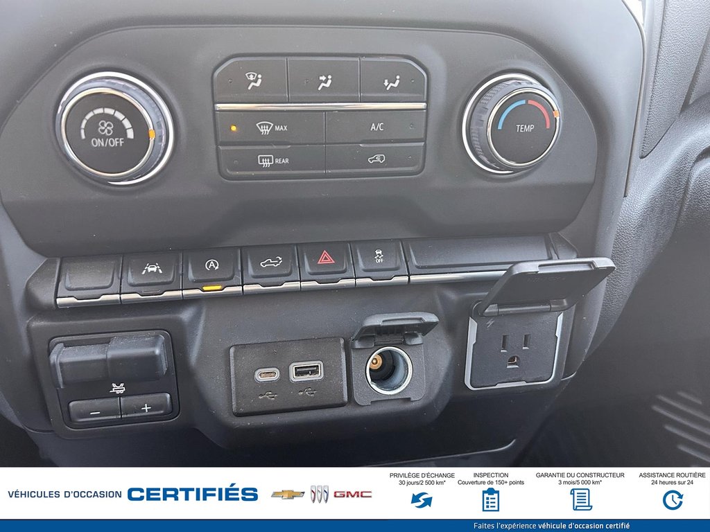 2023 Chevrolet Silverado 1500 4WD Crew Cab in Alma, Quebec - 16 - w1024h768px