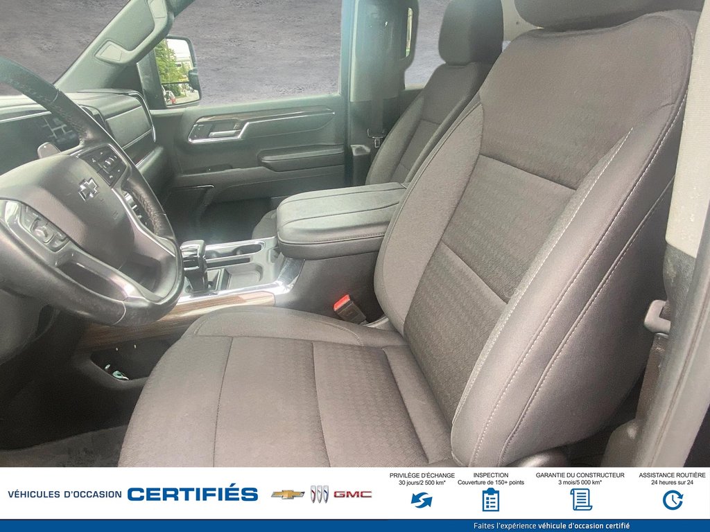 2024 Chevrolet Silverado 1500 4WD Crew Cab in Alma, Quebec - 11 - w1024h768px