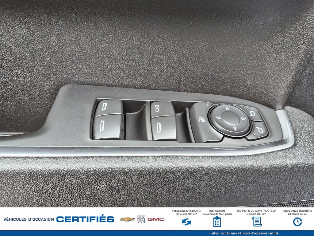 Chevrolet Silverado 1500 4WD Crew Cab RST 2025 à Alma, Québec - 14 - w1024h768px