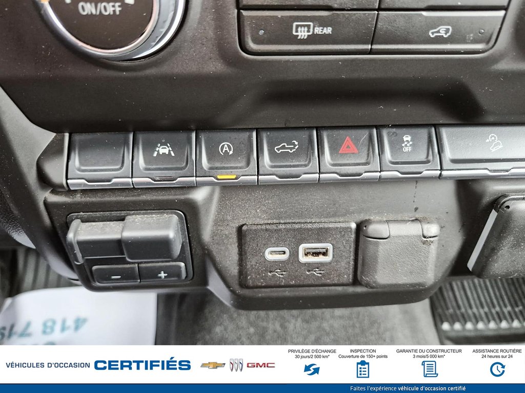 Chevrolet Silverado 1500 4WD Crew Cab Custom Trail Boss 2025 à Alma, Québec - 23 - w1024h768px