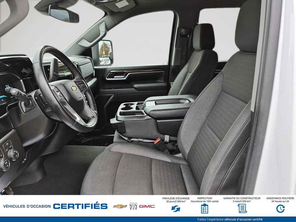 2026 Chevrolet Silverado 2500 HD 4WD Crew Cab LWB LT in Alma, Quebec - 12 - w1024h768px