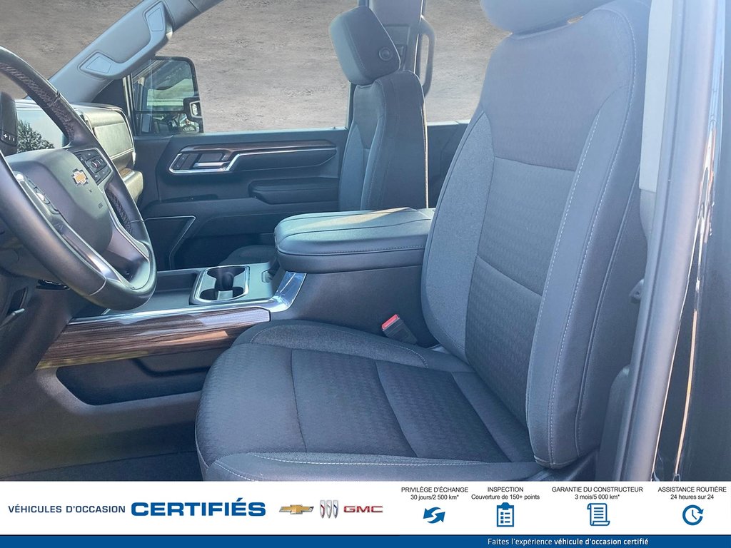 2024 Chevrolet Silverado 2500 HD 4WD Crew Cab in Alma, Quebec - 14 - w1024h768px
