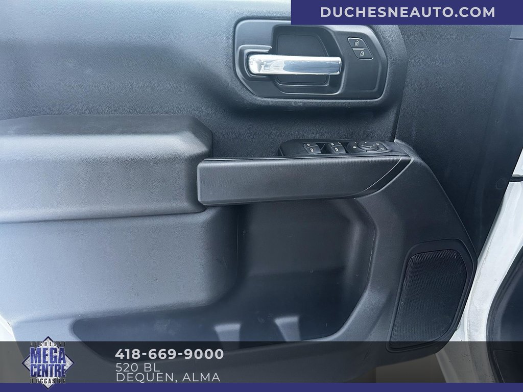 2022 Chevrolet Silverado 2500 HD 4WD Crew Cab in Alma, Quebec - 10 - w1024h768px