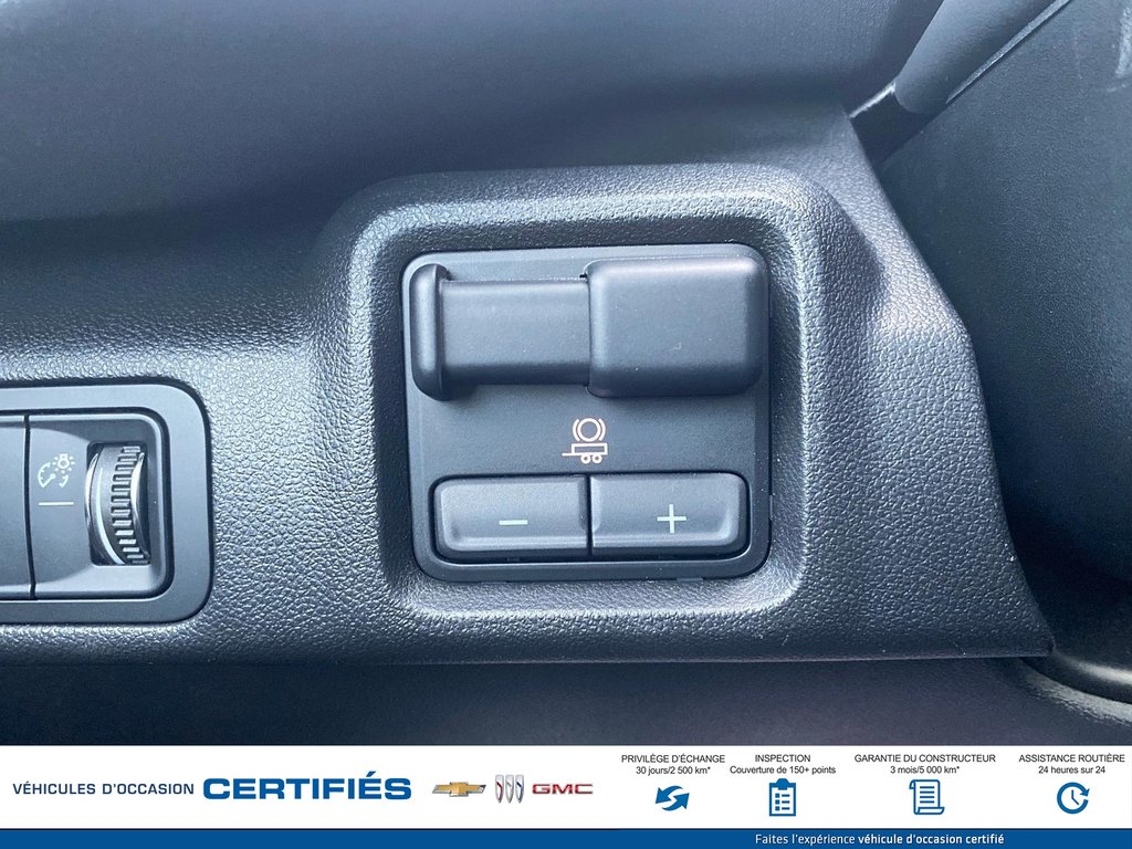 2024 Chevrolet Silverado EV eAWD Crew Cab Work Truck in Alma, Quebec - 23 - w1024h768px