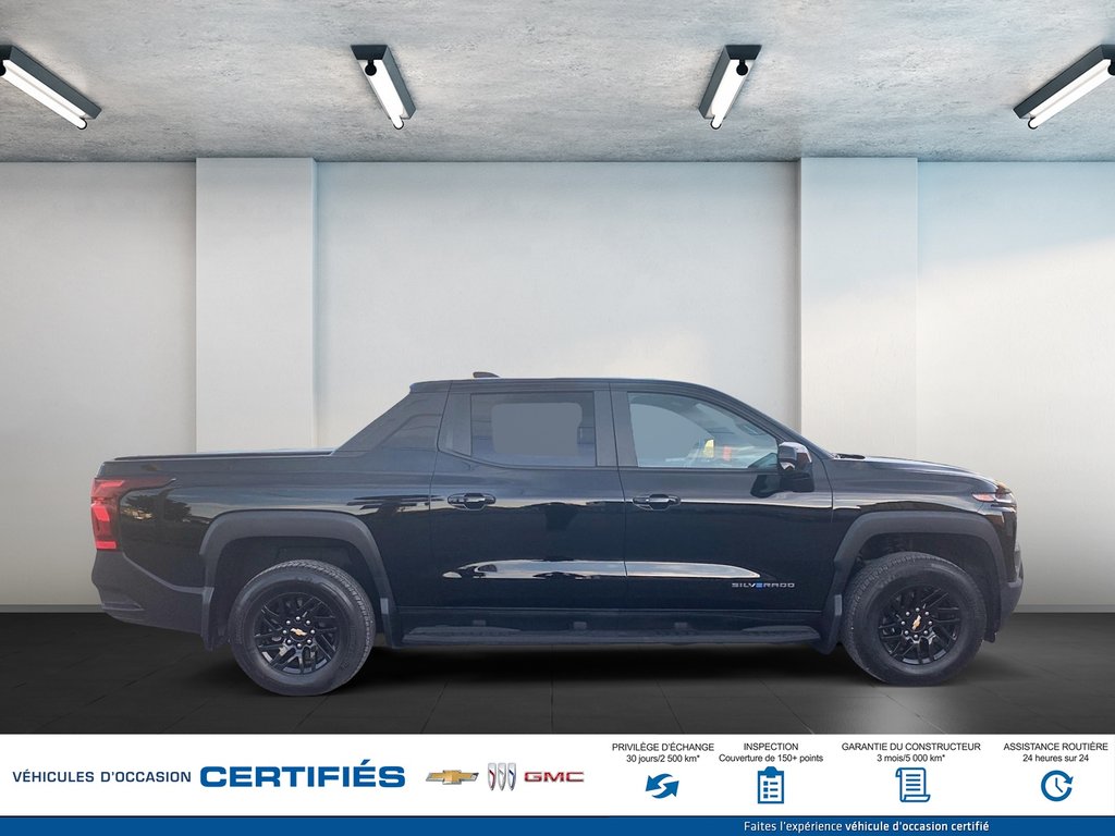 2024 Chevrolet Silverado EV eAWD Crew Cab Work Truck in Alma, Quebec - 4 - w1024h768px
