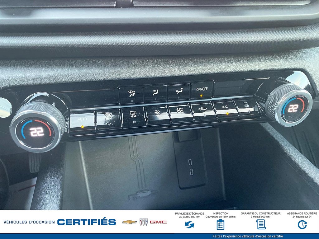 2024 Chevrolet Silverado EV eAWD Crew Cab Work Truck in Alma, Quebec - 17 - w1024h768px
