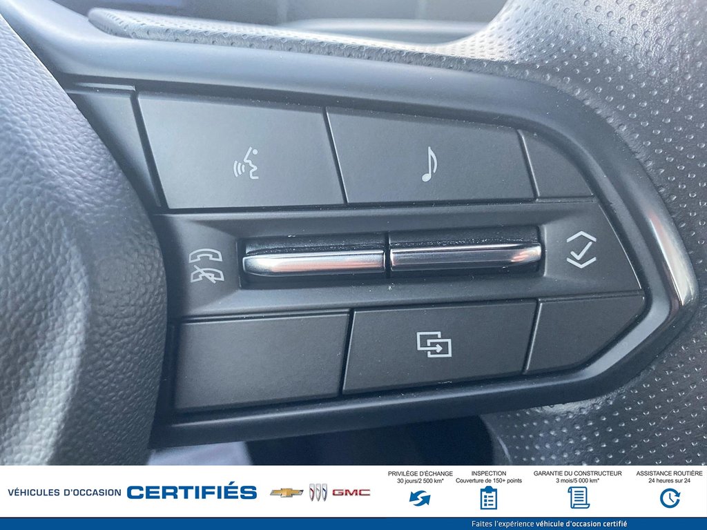 2024 Chevrolet Silverado EV eAWD Crew Cab Work Truck in Alma, Quebec - 22 - w1024h768px