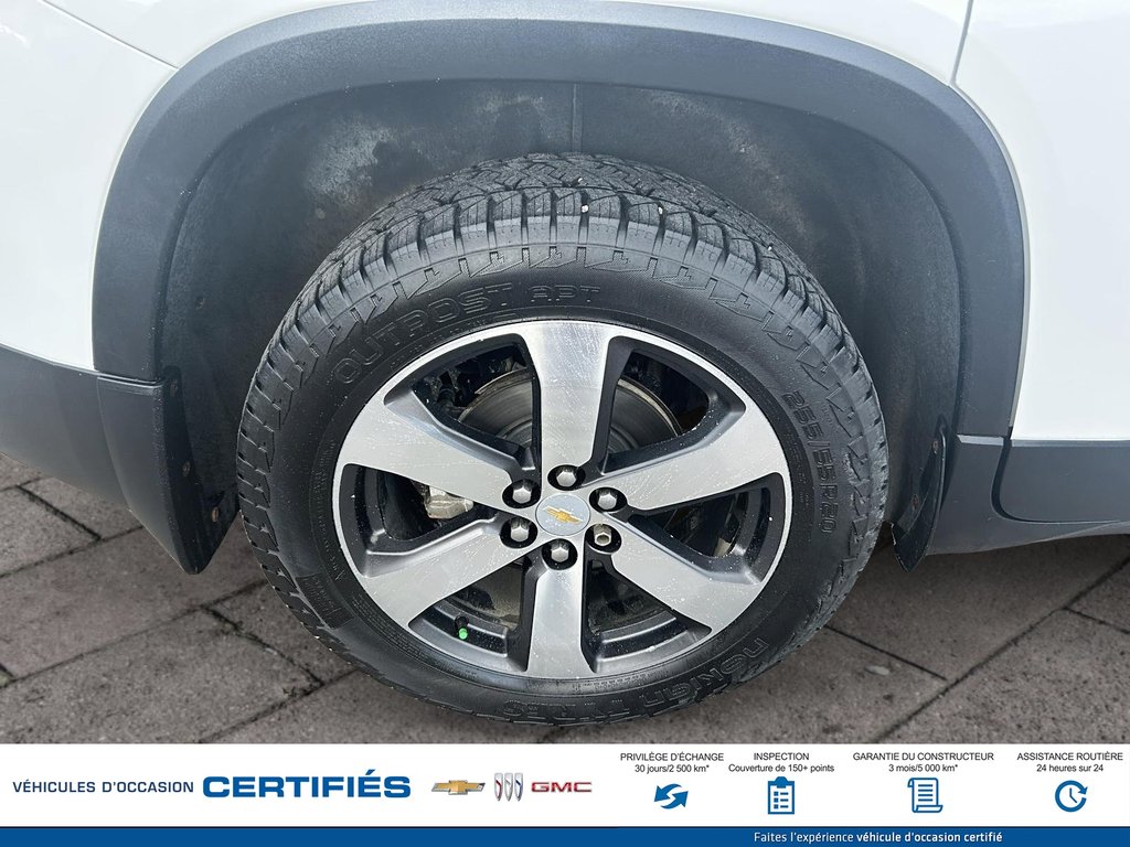 2024 Chevrolet Traverse Limited AWD in Alma, Quebec - 9 - w1024h768px