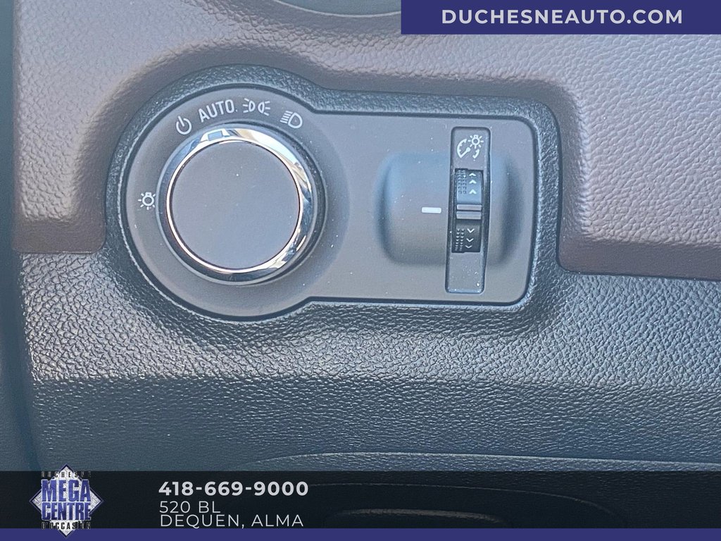 2015 Chevrolet Trax AWD LT Crossover in Alma, Quebec - 19 - w1024h768px