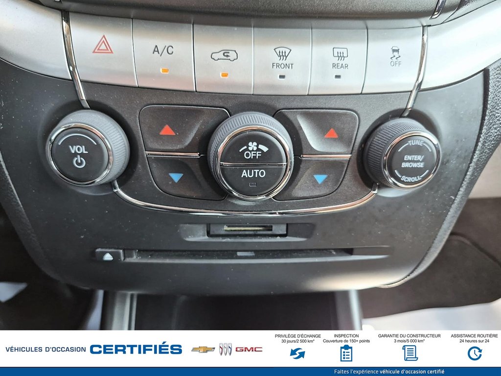 2017 Dodge Journey in Alma, Quebec - 17 - w1024h768px
