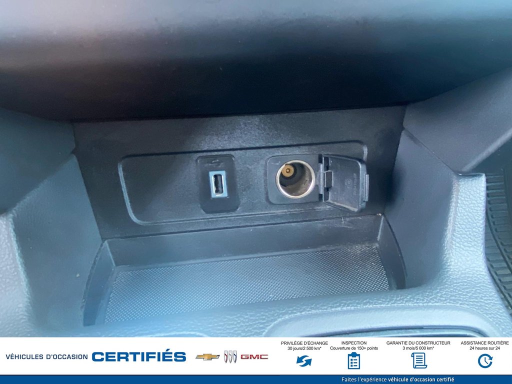Ford Escape AWD SE 2017 à Alma, Québec - 20 - w1024h768px