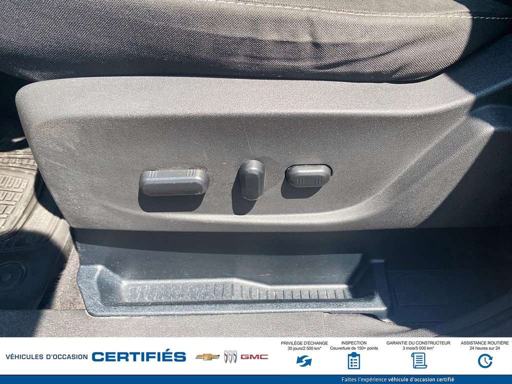 Ford Escape AWD SE 2017 à Alma, Québec - 11 - w1024h768px