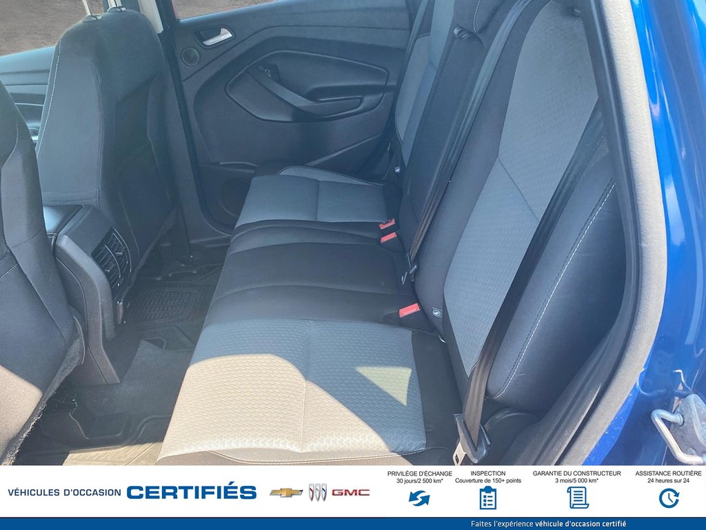 Ford Escape AWD SE 2017 à Alma, Québec - 9 - w1024h768px