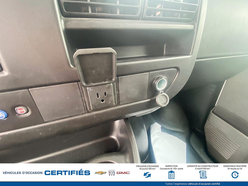 2023 GMC Savana Cargo 2500 in Alma, Quebec - 20 - w1024h768px