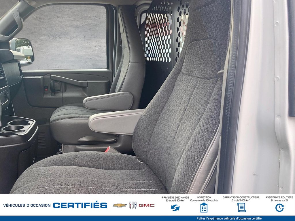 2023 GMC Savana Cargo 2500 in Alma, Quebec - 15 - w1024h768px