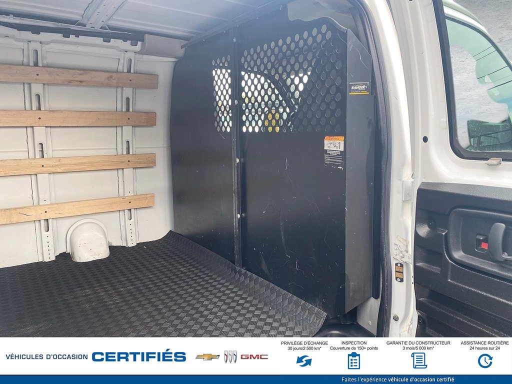 2023 GMC Savana Cargo 2500 in Alma, Quebec - 6 - w1024h768px