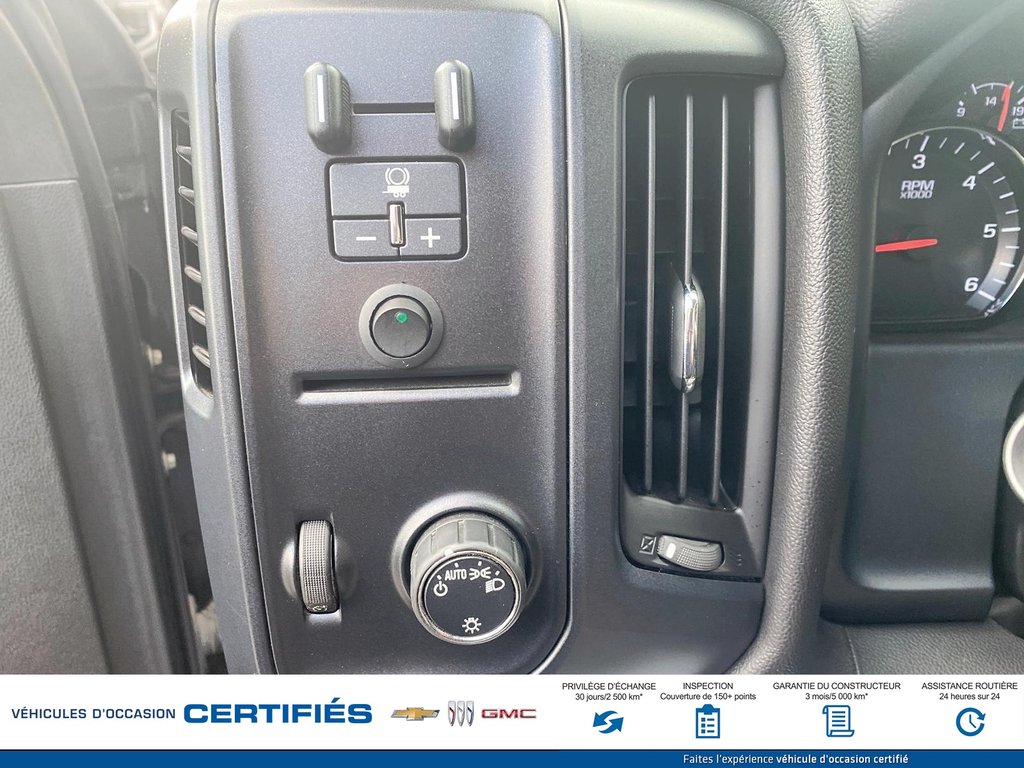 2016 GMC Sierra 1500 in Alma, Quebec - 14 - w1024h768px