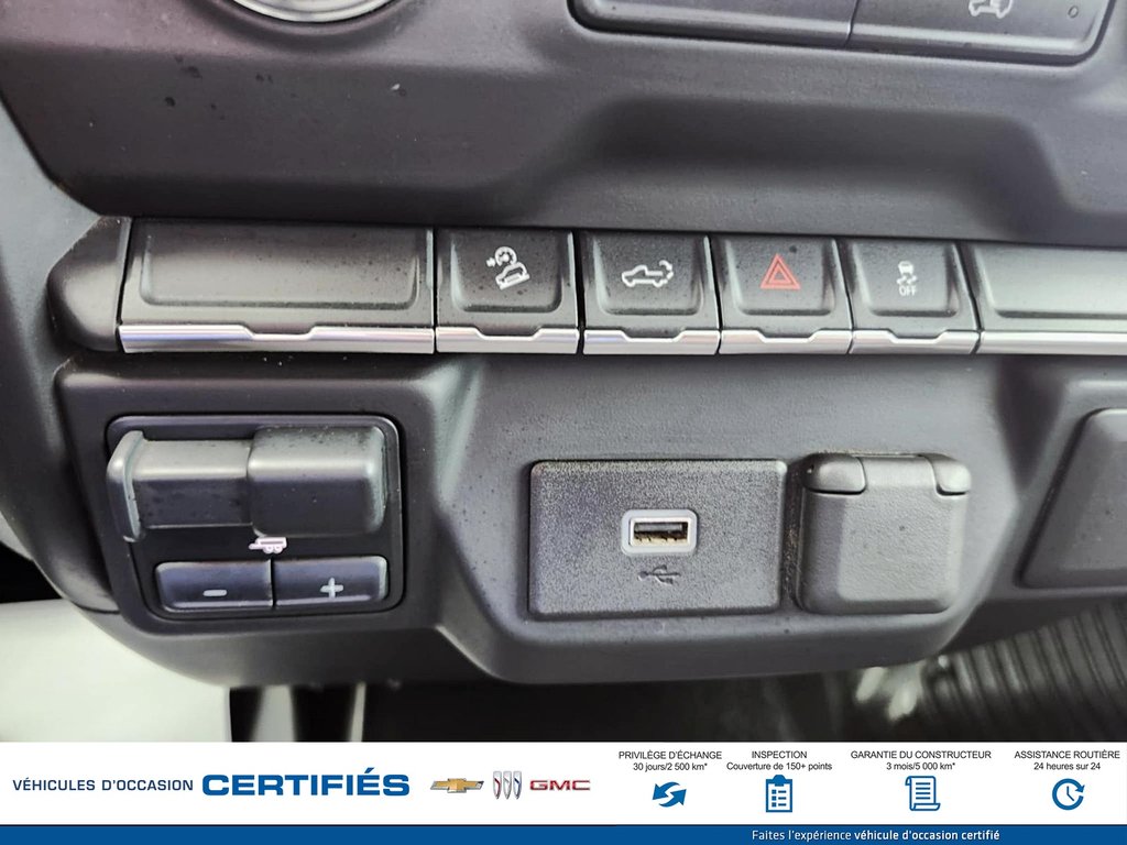 GMC Sierra 2500 HD 4WD Crew Cab LWB  2020 à Alma, Québec - 18 - w1024h768px