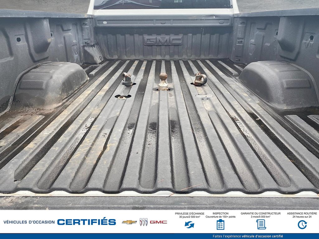 GMC Sierra 3500 4WD Crew Cab LWB  2021 à Alma, Québec - 9 - w1024h768px