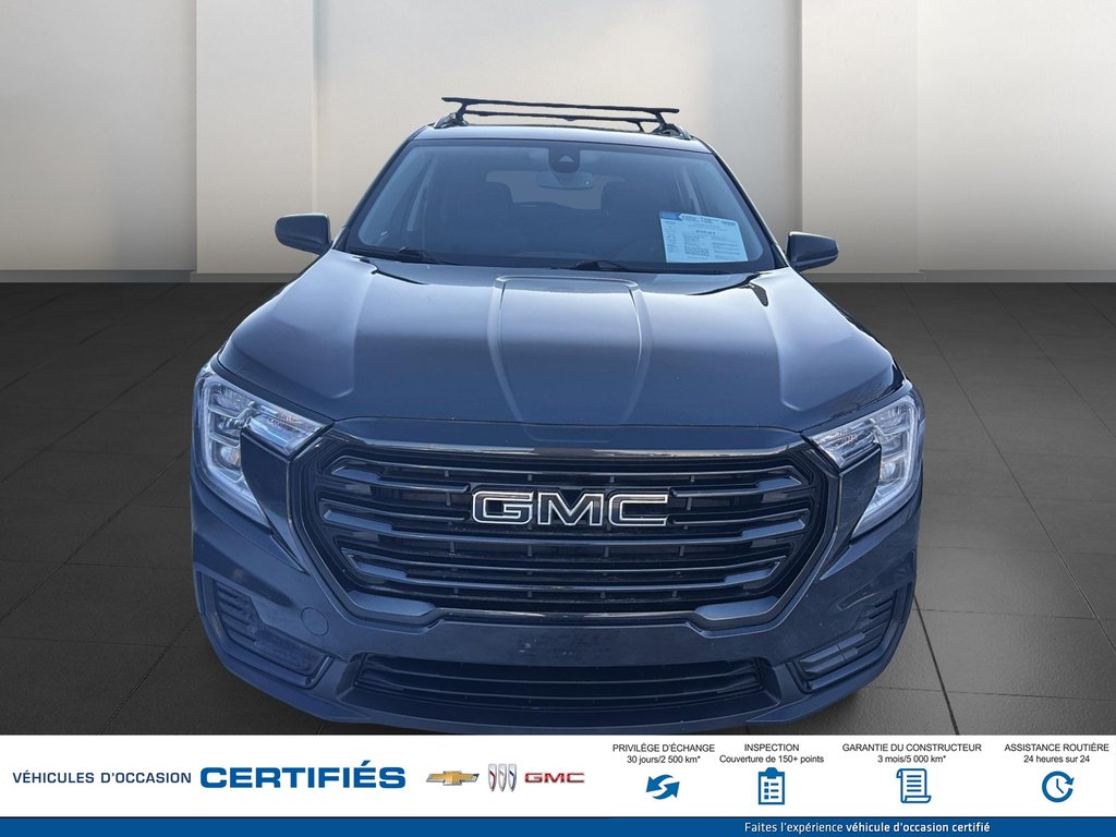 2022 GMC Terrain AWD SLE in Alma, Quebec - 2 - w1024h768px