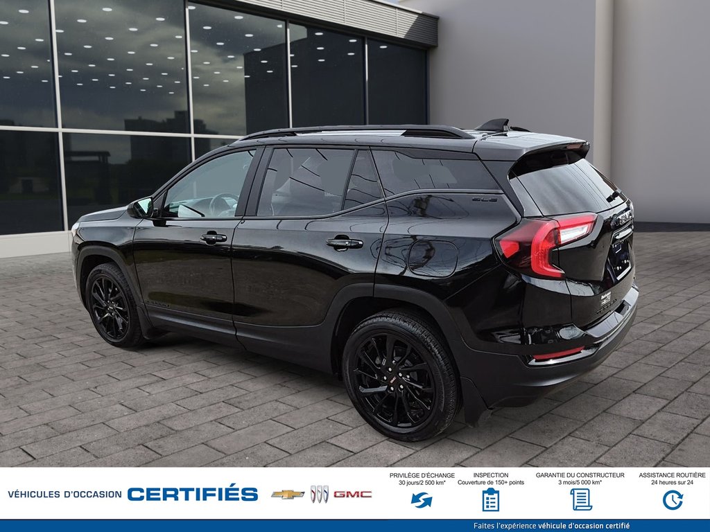 2023 GMC TERRAIN in Alma, Quebec - 3 - w1024h768px