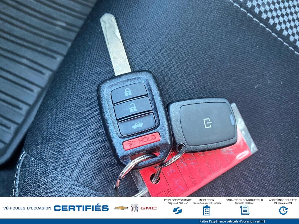 2019 Honda Civic LX in Alma, Quebec - 12 - w1024h768px