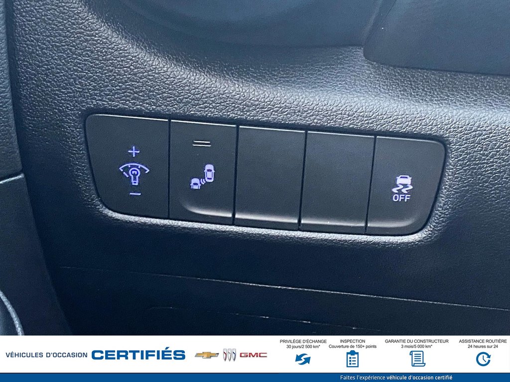 2020 Hyundai KONA in Alma, Quebec - 26 - w1024h768px