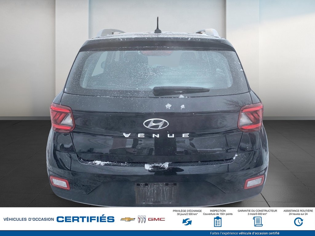 Hyundai Venue  2023 à Alma, Québec - 6 - w1024h768px