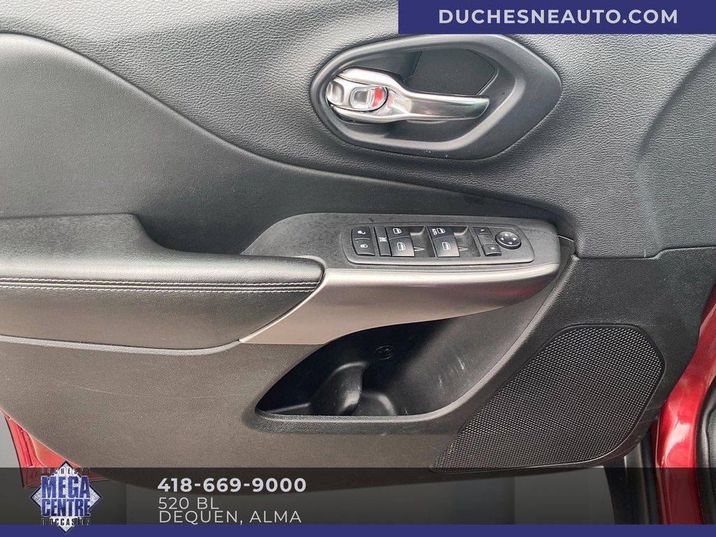 Jeep Cherokee  2019 à Alma, Québec - 10 - w1024h768px