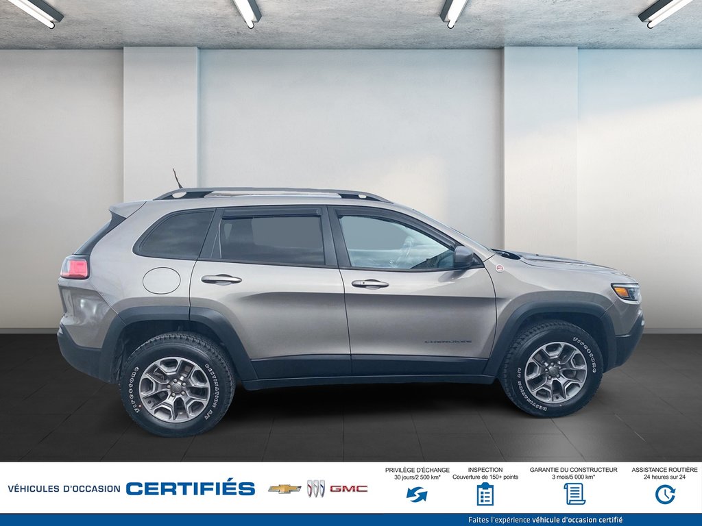 Jeep Cherokee  2021 à Alma, Québec - 4 - w1024h768px