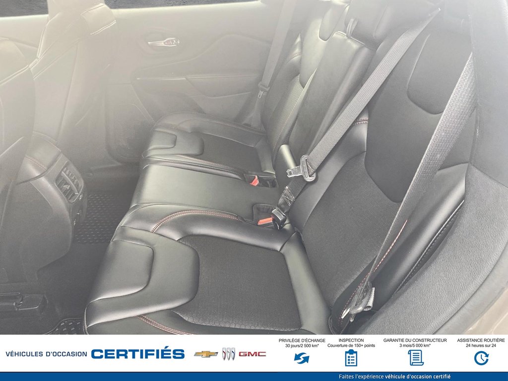 Jeep Cherokee  2021 à Alma, Québec - 13 - w1024h768px