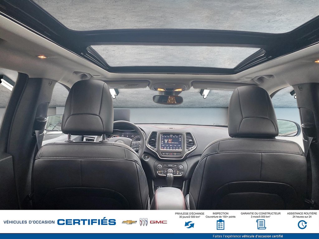 2023 Jeep CHEROKEE TRAILHAWK 4X4 in Alma, Quebec - 11 - w1024h768px