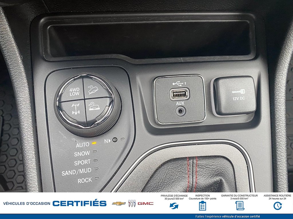 2023 Jeep CHEROKEE TRAILHAWK 4X4 in Alma, Quebec - 21 - w1024h768px