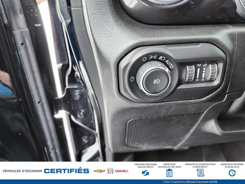 2019 Jeep WRANGLER Unlimited SAHARA in Alma, Quebec - 11 - w1024h768px