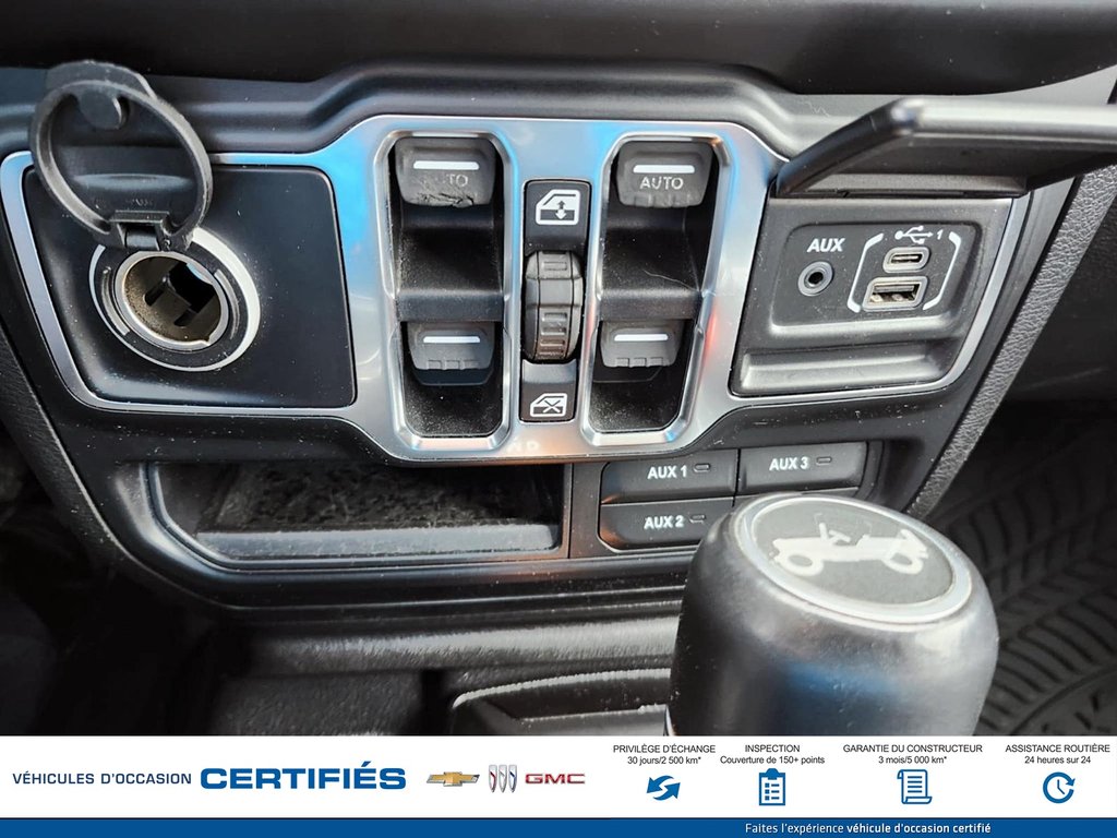 2019 Jeep WRANGLER Unlimited SAHARA in Alma, Quebec - 15 - w1024h768px