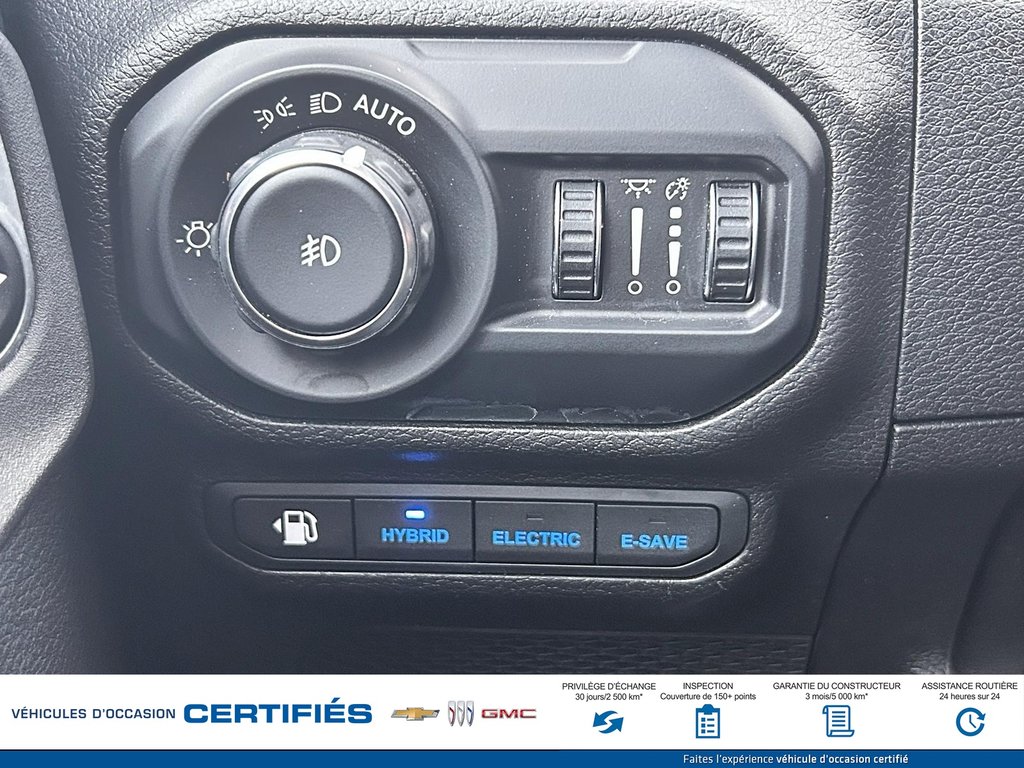 2021 Jeep WRANGLER Unlimited 4 dr Sahara 4XE PHEV in Alma, Quebec - 26 - w1024h768px